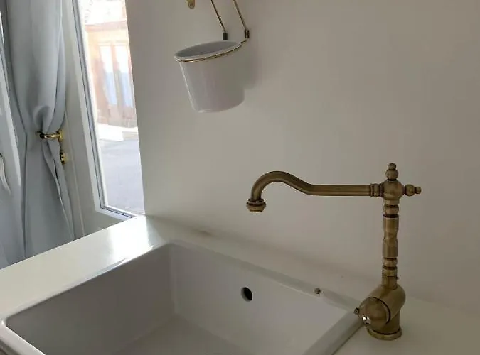 Solis Domus Oriens * Ostuni