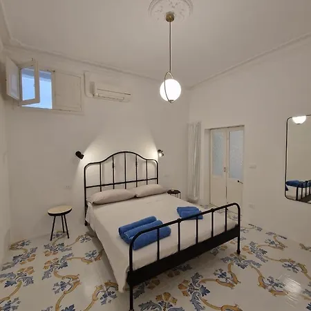 Solis Domus Oriens בית נופש